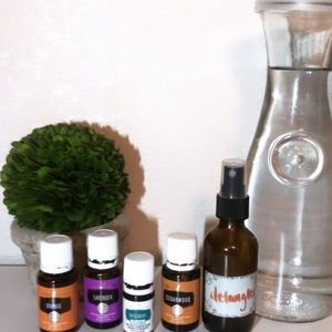 Hair Detangler 2 oz bottle Brand New